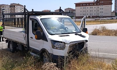 Şarkışla'da Kaza: 3'ü Çocuk 6 Yaralı