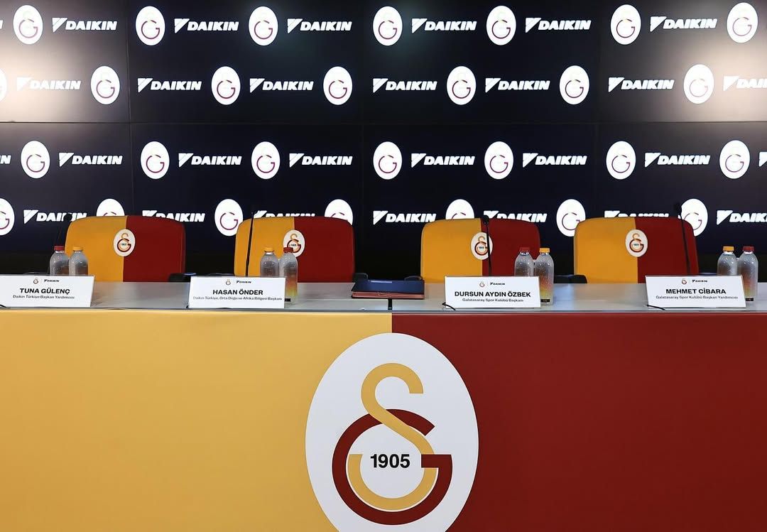 Galatasaray Kadın Voleybol Takımı Büyük Sponsor Buldu / İmza Töreni Canlı Yayında