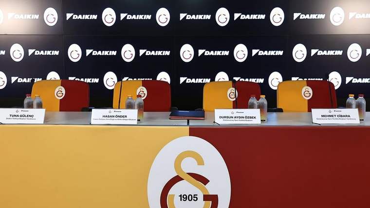 Galatasaray Kadın Voleybol Takımı Büyük Sponsor Buldu / İmza Töreni Canlı Yayında