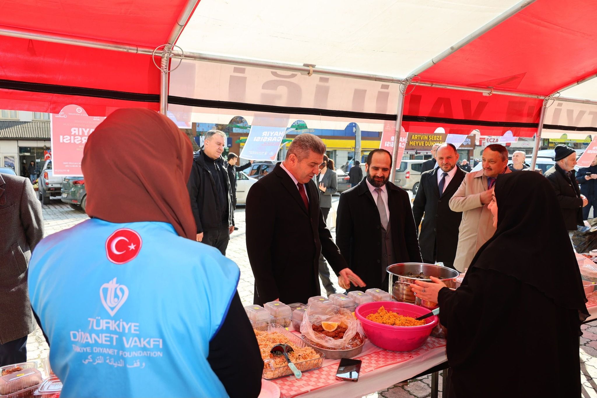 Artvin’de “Hayır Çarşısı” kermesi düzenlendi - Birlik Haber Ajansı