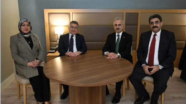 Sivas’a 5,8 Milyarlık Dev Ulaşım Yatırımı: Çamlıbel Tüneli Projesinde İmzalar Atıldı