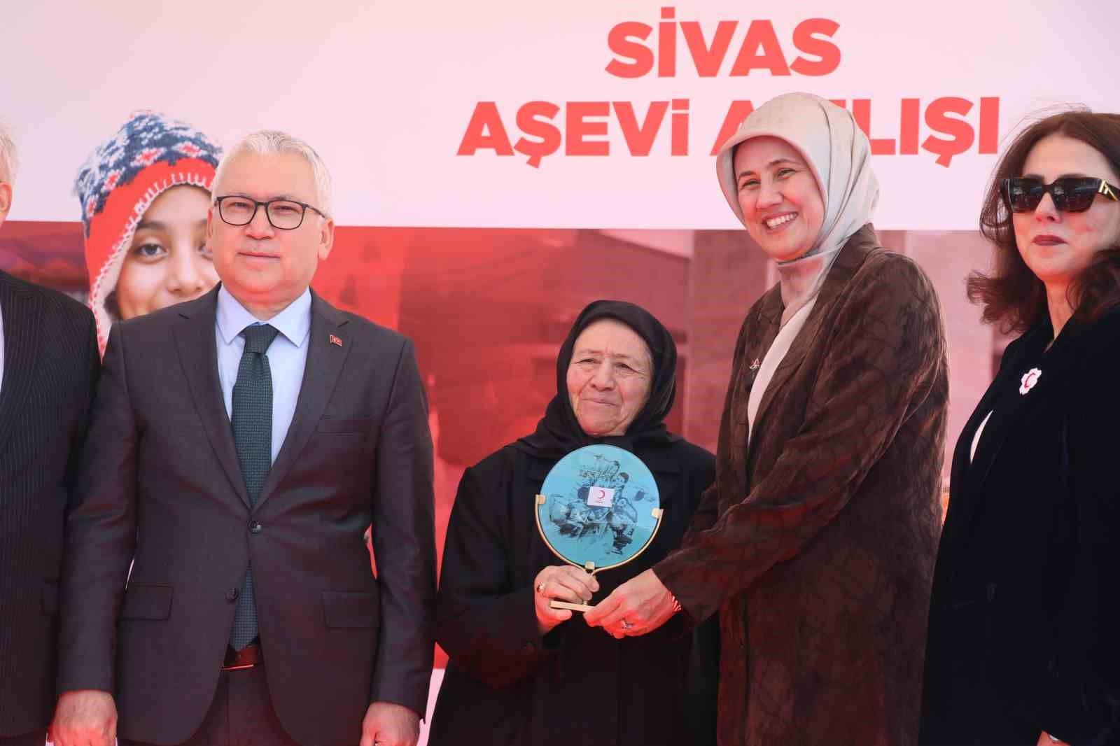 Sivas’ta yeni aşevi yemek ve gönül bağı hizmeti sunacak