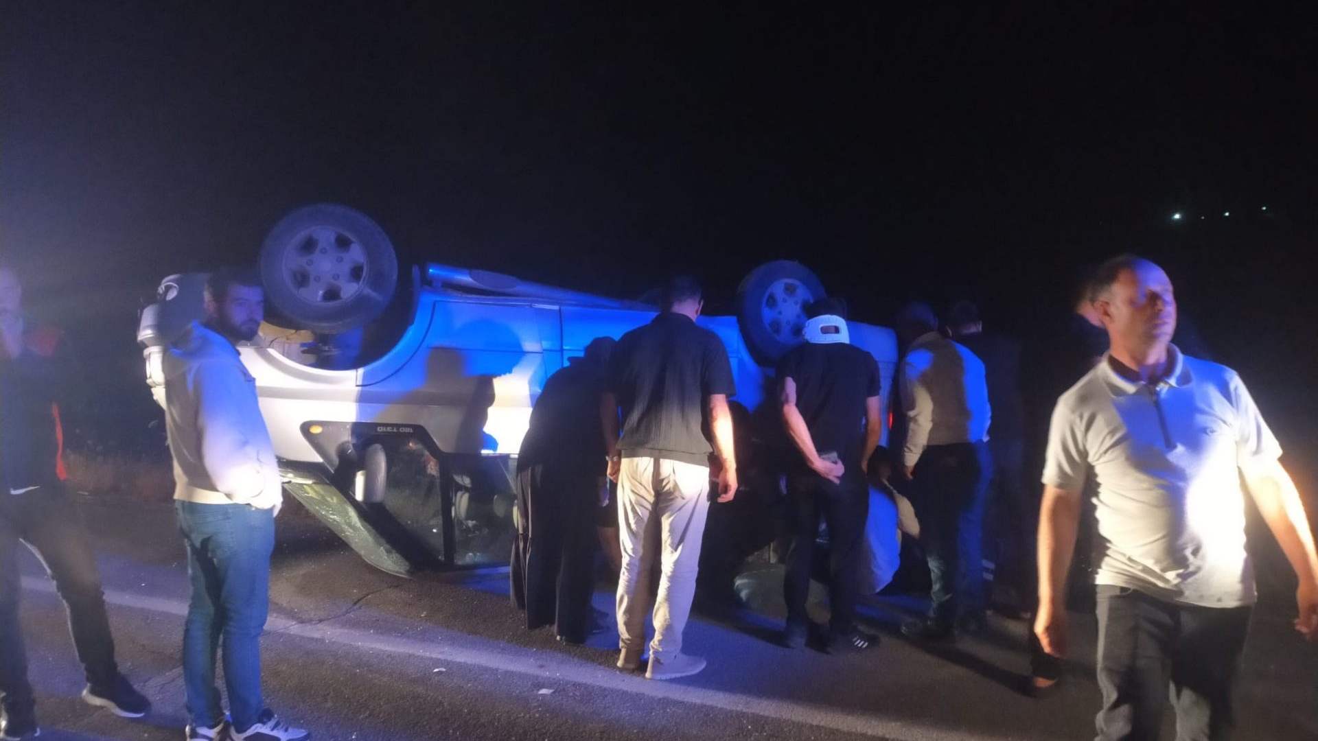 Sivas’ta Minibüs Devrildi!