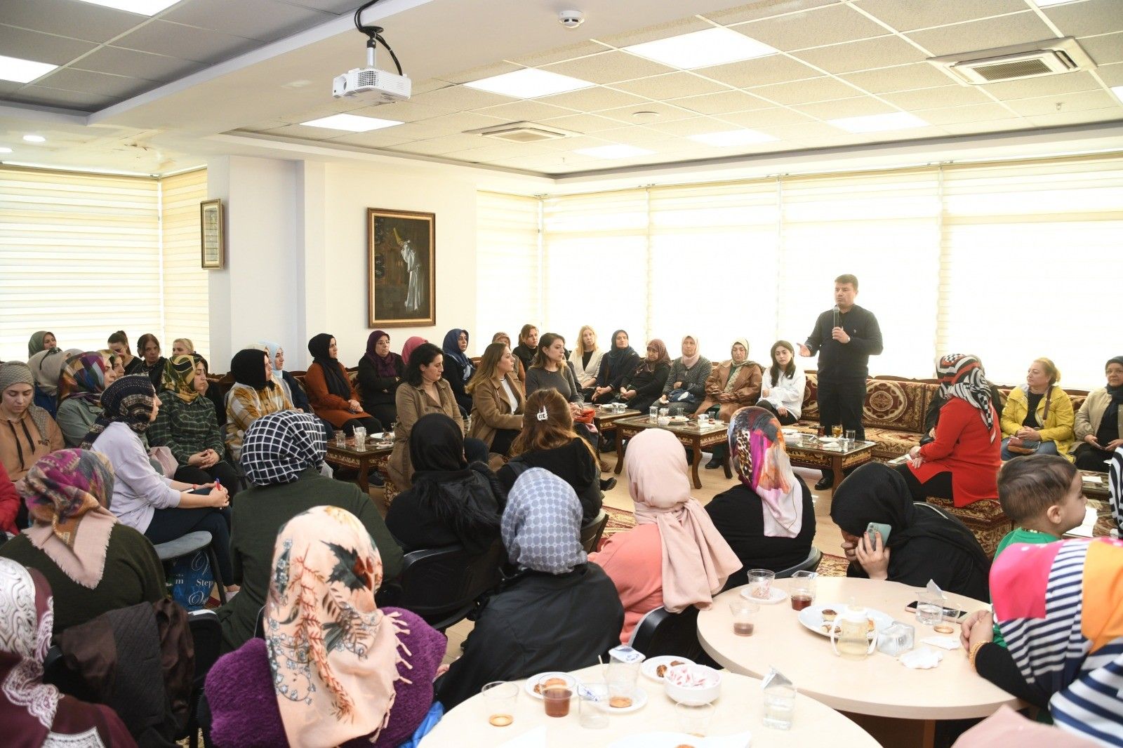 Aksaray Belediyesinden kadınlara yönelik psikodrama eğitimi - Birlik Haber Ajansı