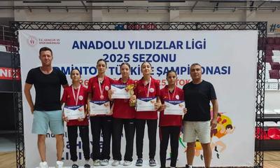 Sivas Analig Badminton Kadın Takımı Türkiye Şampiyonasında Dördüncü Oldu