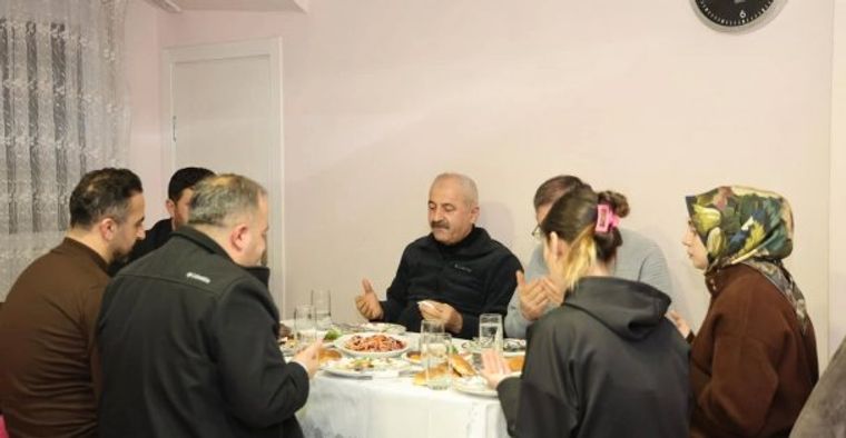 Başkan Büyükgöz, iftarda Gebzelilere konuk oluyor - Birlik Haber Ajansı