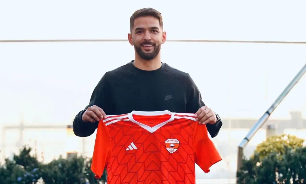 Adanaspor'dan kanat takviyesi: Candeias imzayı attı - Birlik Haber Ajansı