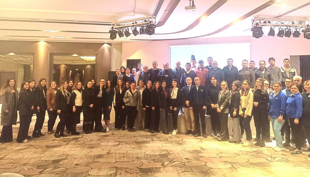 Antalya'da sektör temsilcilerine sıfır atık eğitimi verildi - Birlik Haber Ajansı