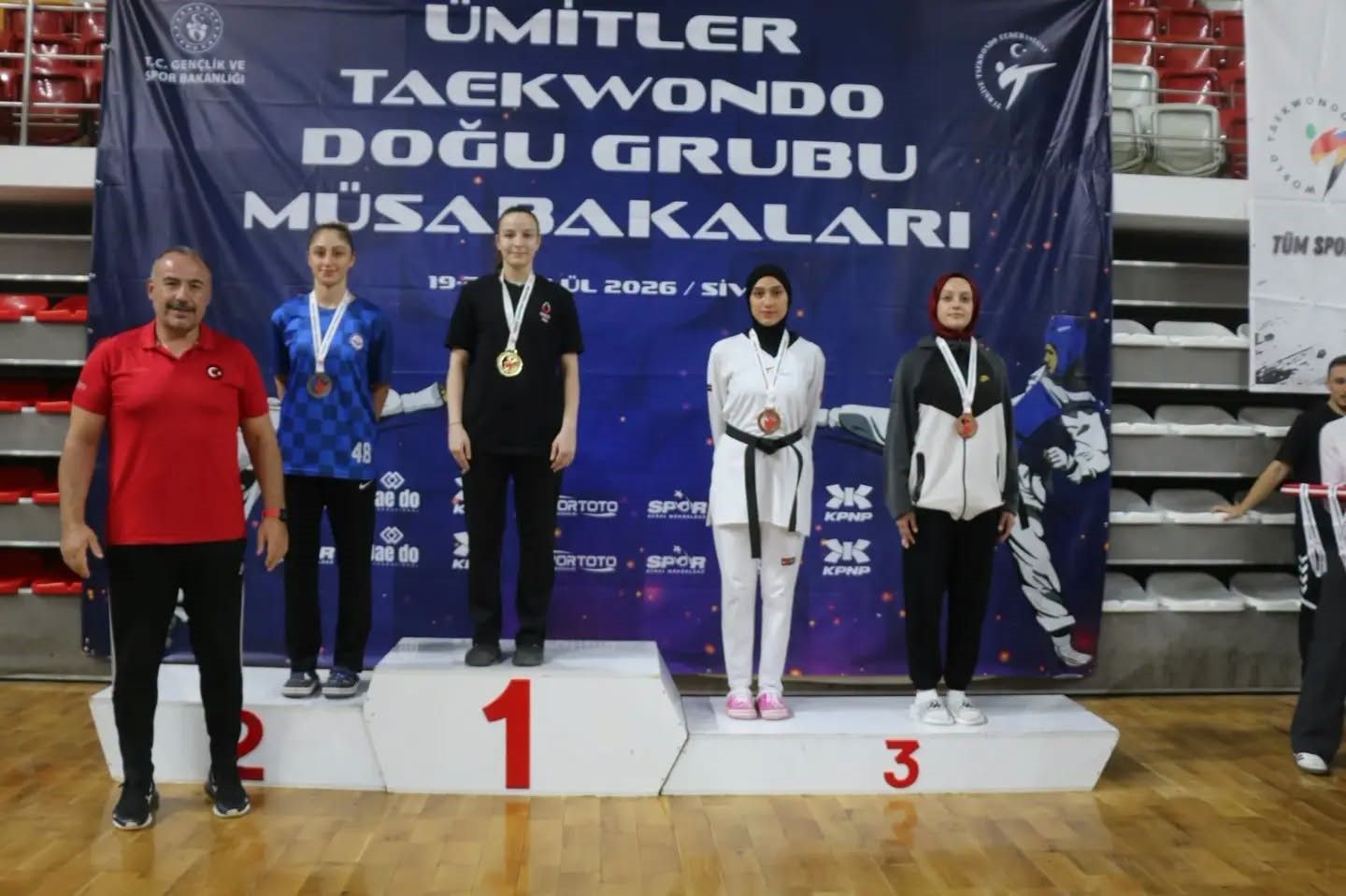 40 ilden yaklaşık 600 kişi Sivas’taki tatamide buluştu
