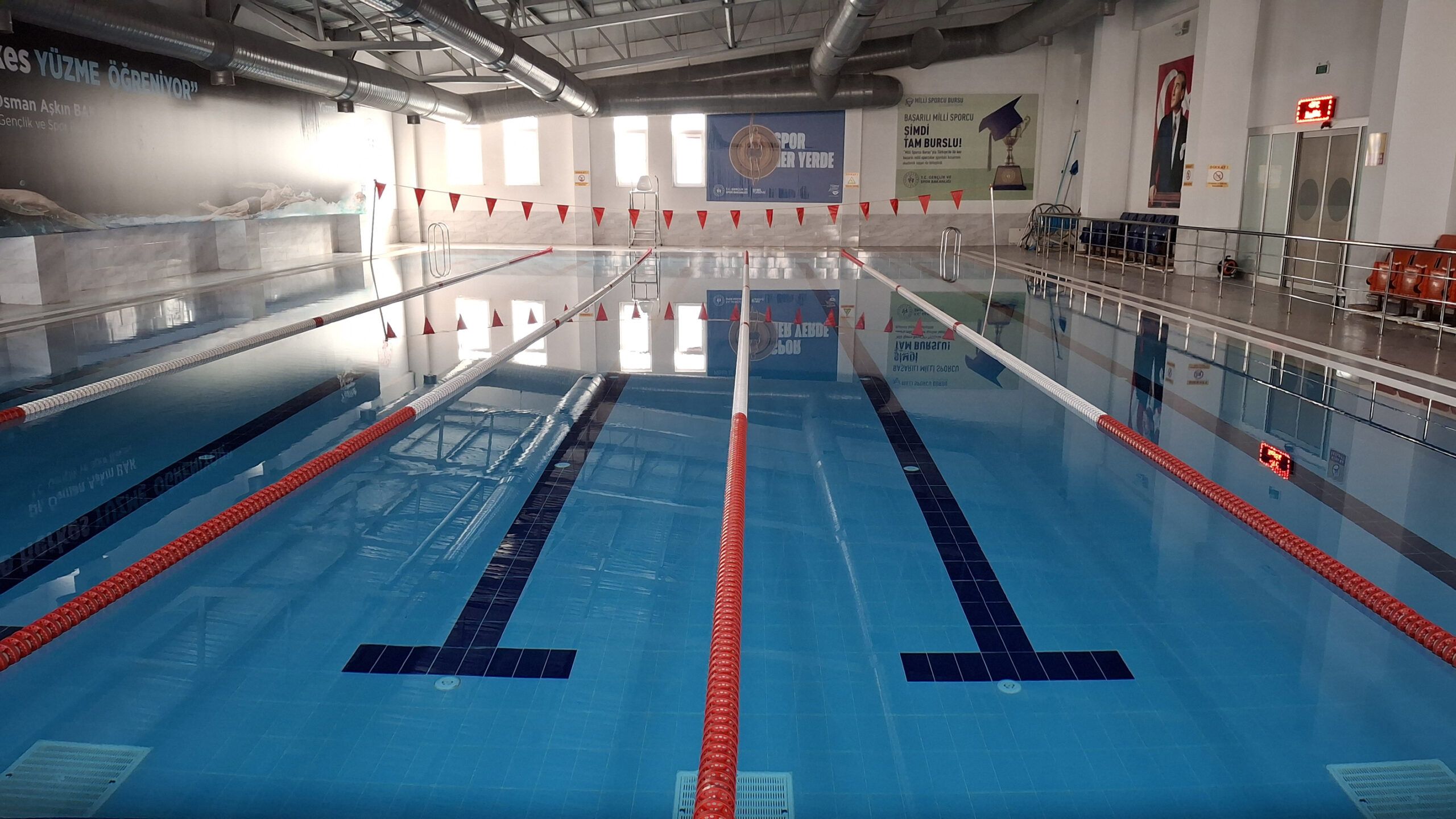 Yarı olimpik yüzme havuzu vatandaşın hizmetinde - Birlik Haber Ajansı