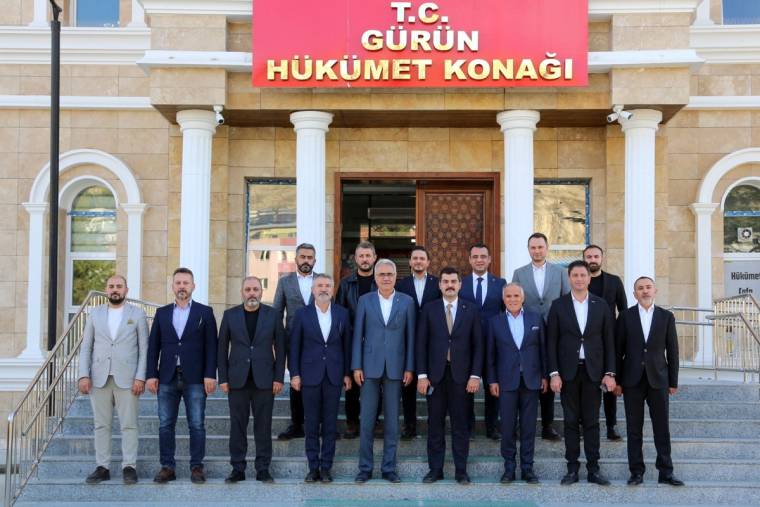 Zeki Özdemir Gürün’de Esnafla Buluştu, Projelerini Anlattı