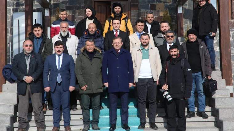 Kars Valisi Ziya Polat, basınla bir araya geldi - Birlik Haber Ajansı