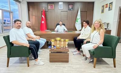 Sivas Belediyespor Basketbol Takımı Yeni Sezona Hazırlıklar İçin Yönetimle İstişare Yaptı