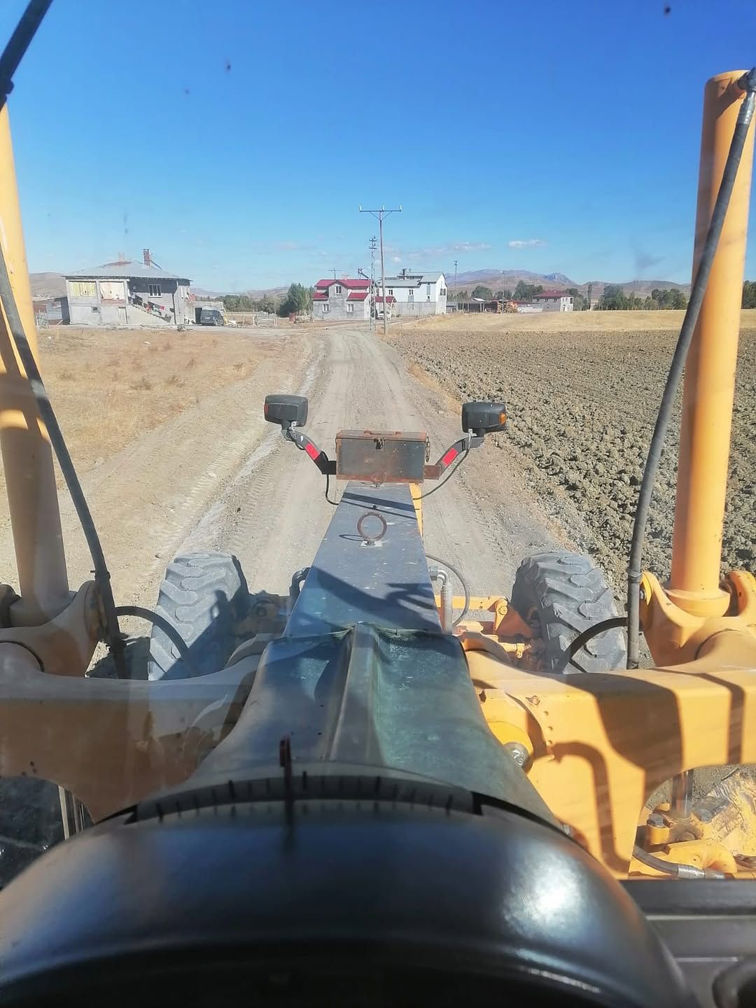 Sivas Baharözü Köyü'nde Stabilize Yol Onarımı Tamamlandı