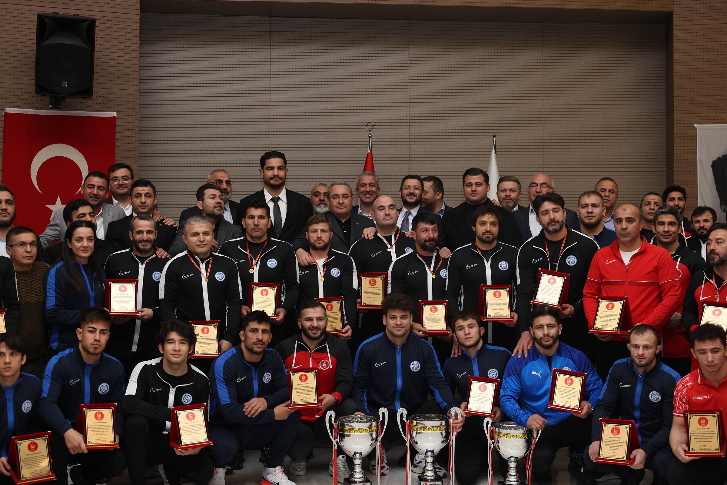 Ankara'da şampiyon güreşçiler ödül töreninde buluştu - Birlik Haber Ajansı