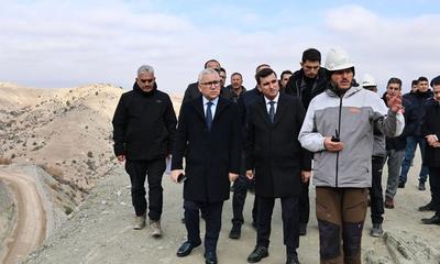 Divriği Maden Göçüğü: Şantiye Müdürü Toprak Altında, Kurtarma Çalışmaları Sürüyor