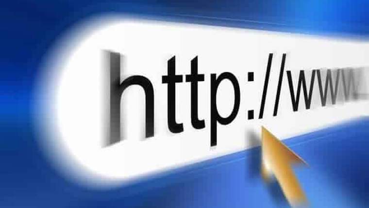Mavi arka planda, internet adresi çubuğunda 'http://' yazısı ve bir fare imleci görünüyor.