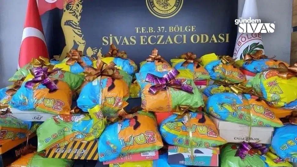 Sivas'ta 150 Öğrenciye Kışlık Yardım