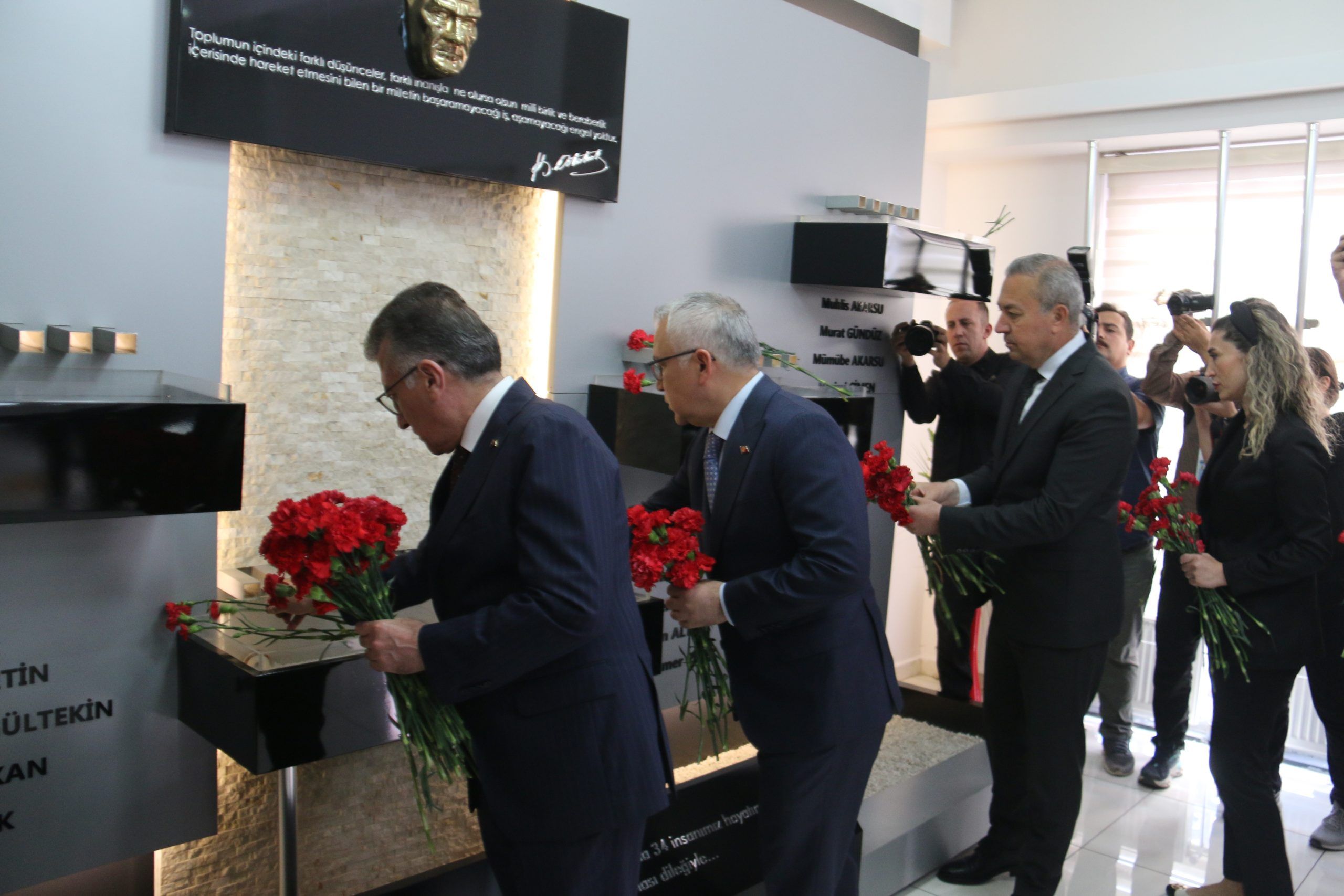 Sivas’ta Madımak Olayları’nın 32. Yılında Anma Töreni Düzenlendi
