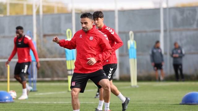 Trendyol 1. Lig: Sivasspor'dan Esenler Erokspor Maçı Hazırlıkları