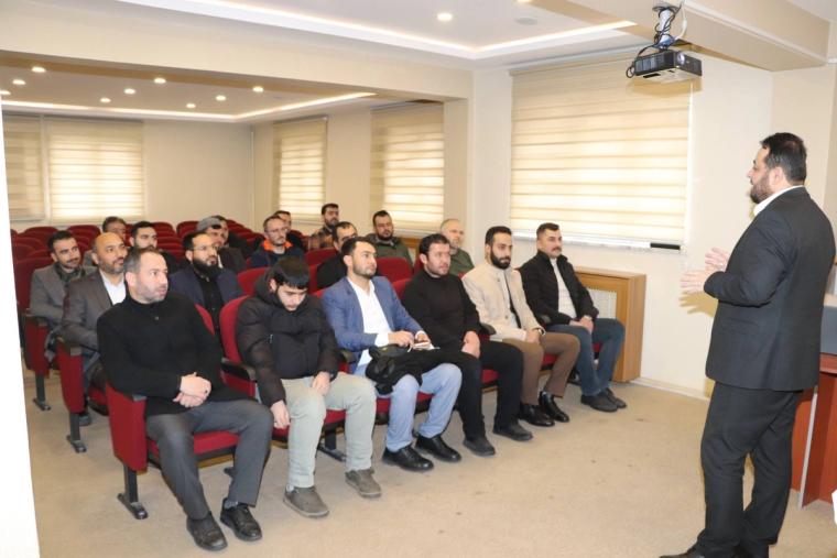 Sivas İl Müftülüğü’nden Personele "Baba Okulu" Semineri