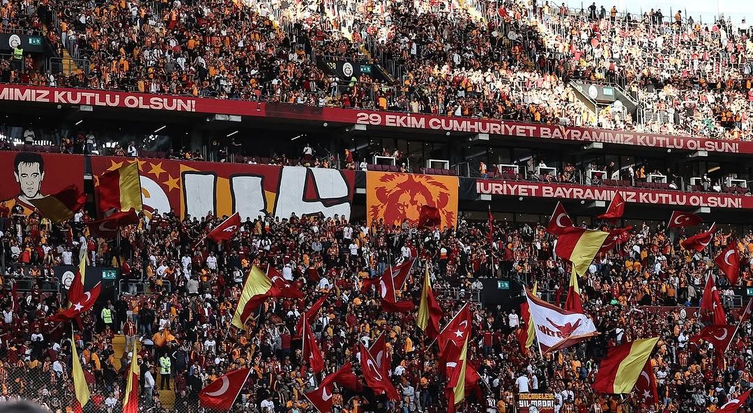 Galatasaray'da 29 Ekim Coşkusu: Cumhuriyet Bayramı'nda Anlamlı Kutlama