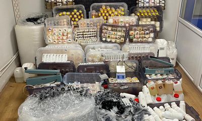 Kaçak Elektronik Sigara Likiti İmalathanesine Operasyon: 1 Ton Hammadde Ele Geçirildi