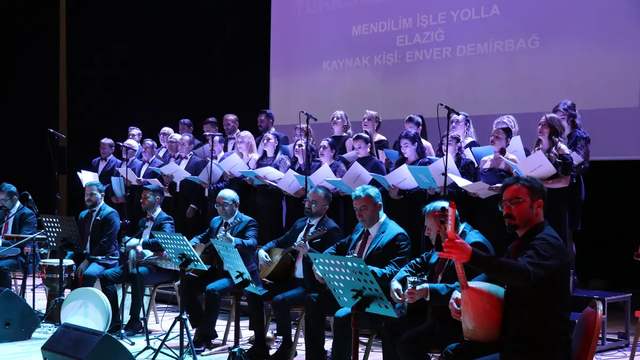 Sivas’ta Tıp Bayramı’na Türkü Damgası: Sağlık Çalışanlarından Unutulmaz Konser