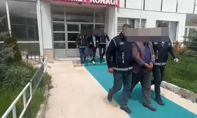 📰 Sivas’ta 9 Kaçak Göçmen Yakalandı: İki Organizatör Tutuklandı