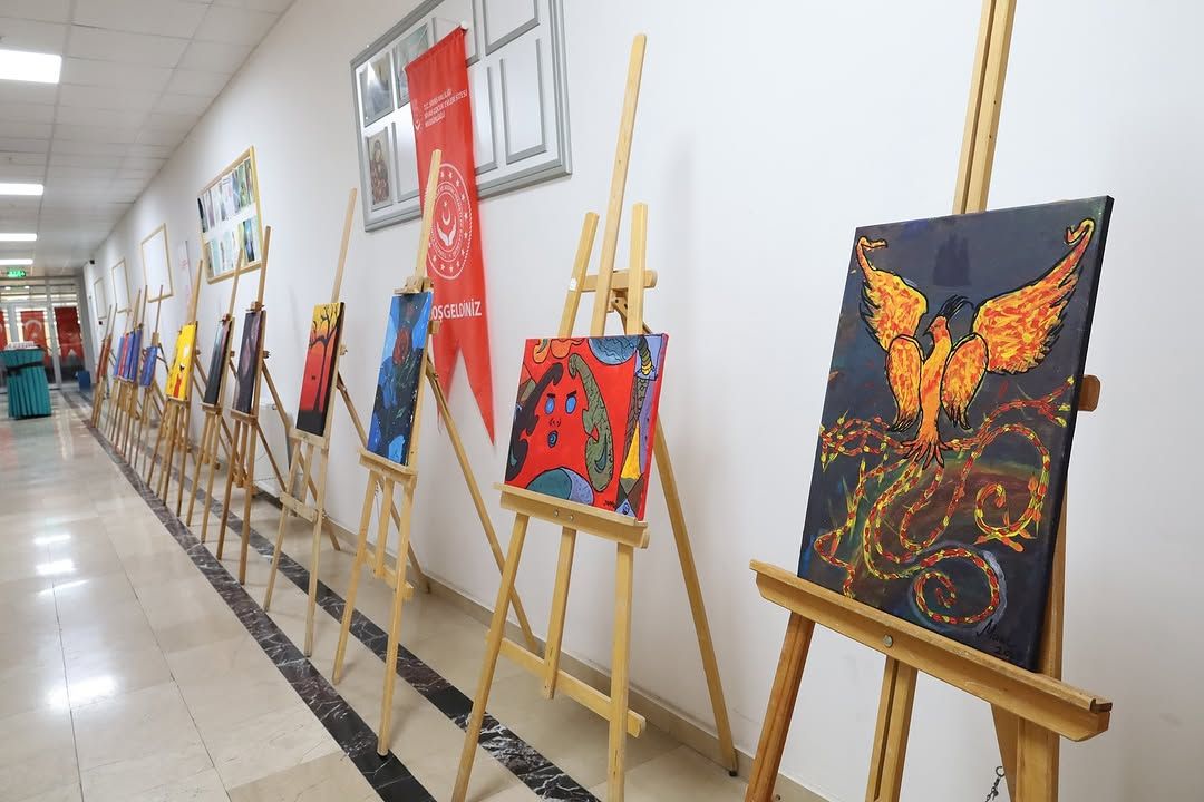 Renklerin Sesi Resim Sergisi Sivas'ta Sanatseverlerle Buluştu