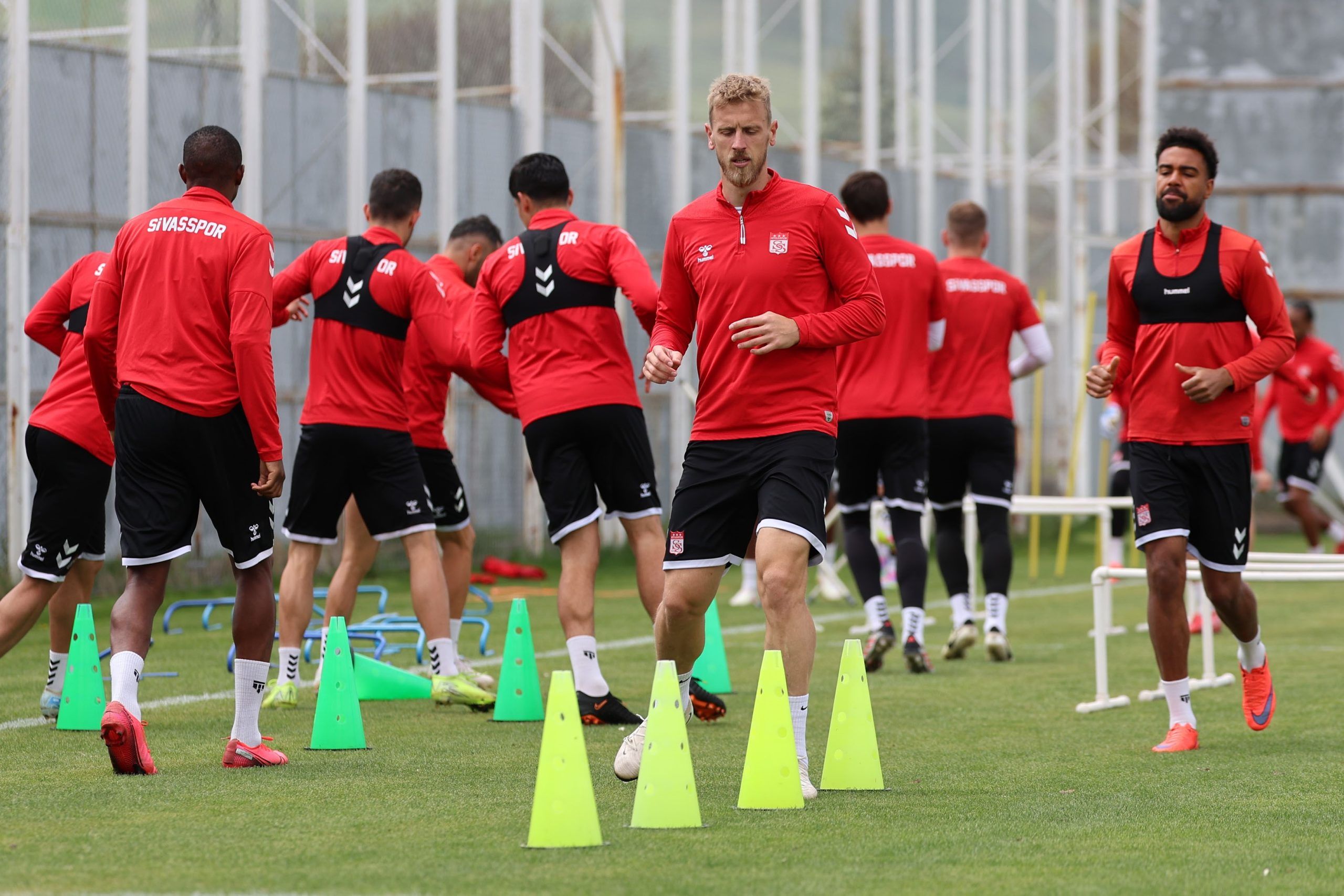 Sivasspor Samsunspor Maçı Öncesi tempoyu artırdı Takım Ruhu Ön Planda
