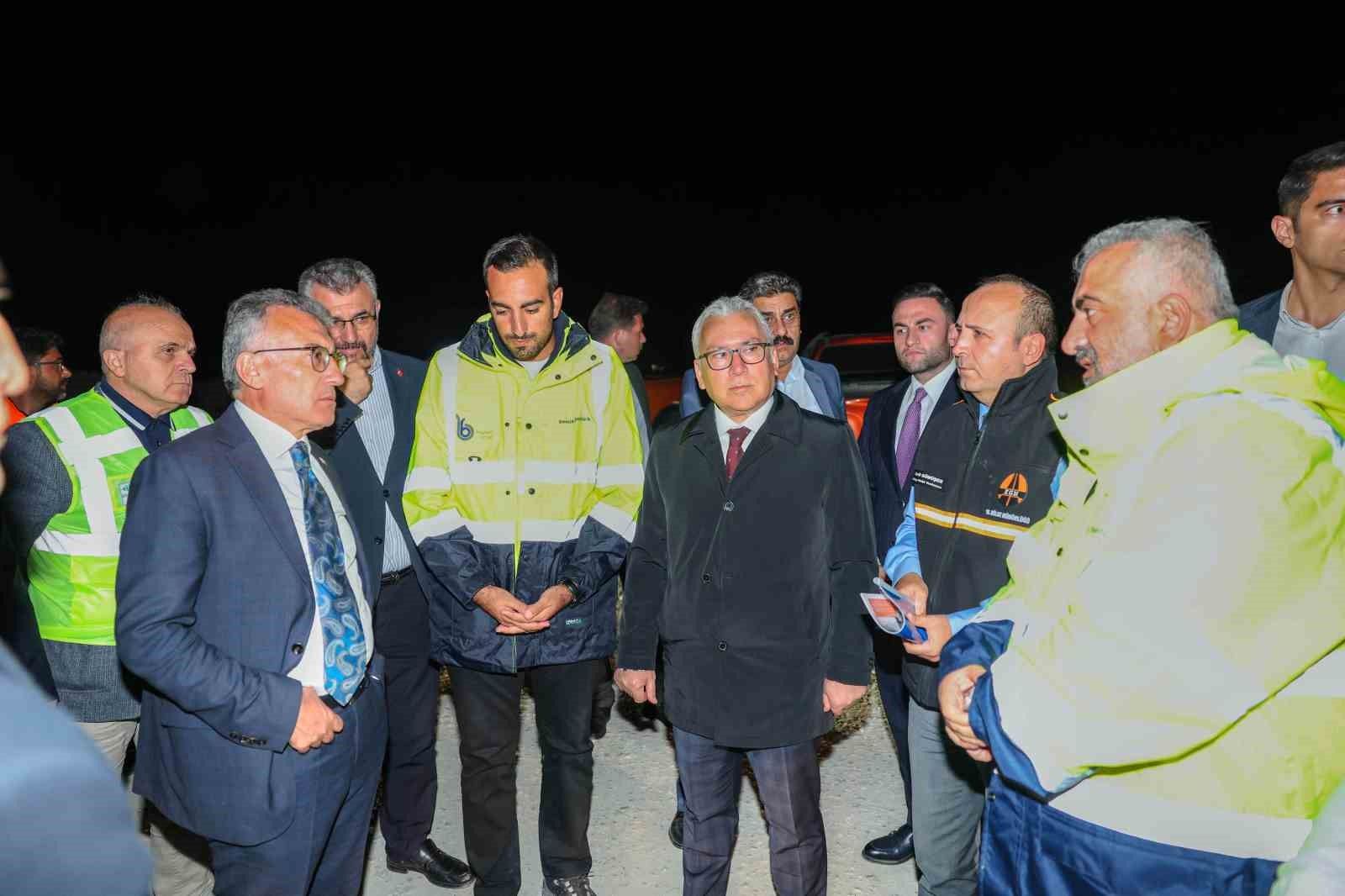 Sivas’ta Geminbeli Tüneli 4 Eylül’de ulaşıma açılamadı