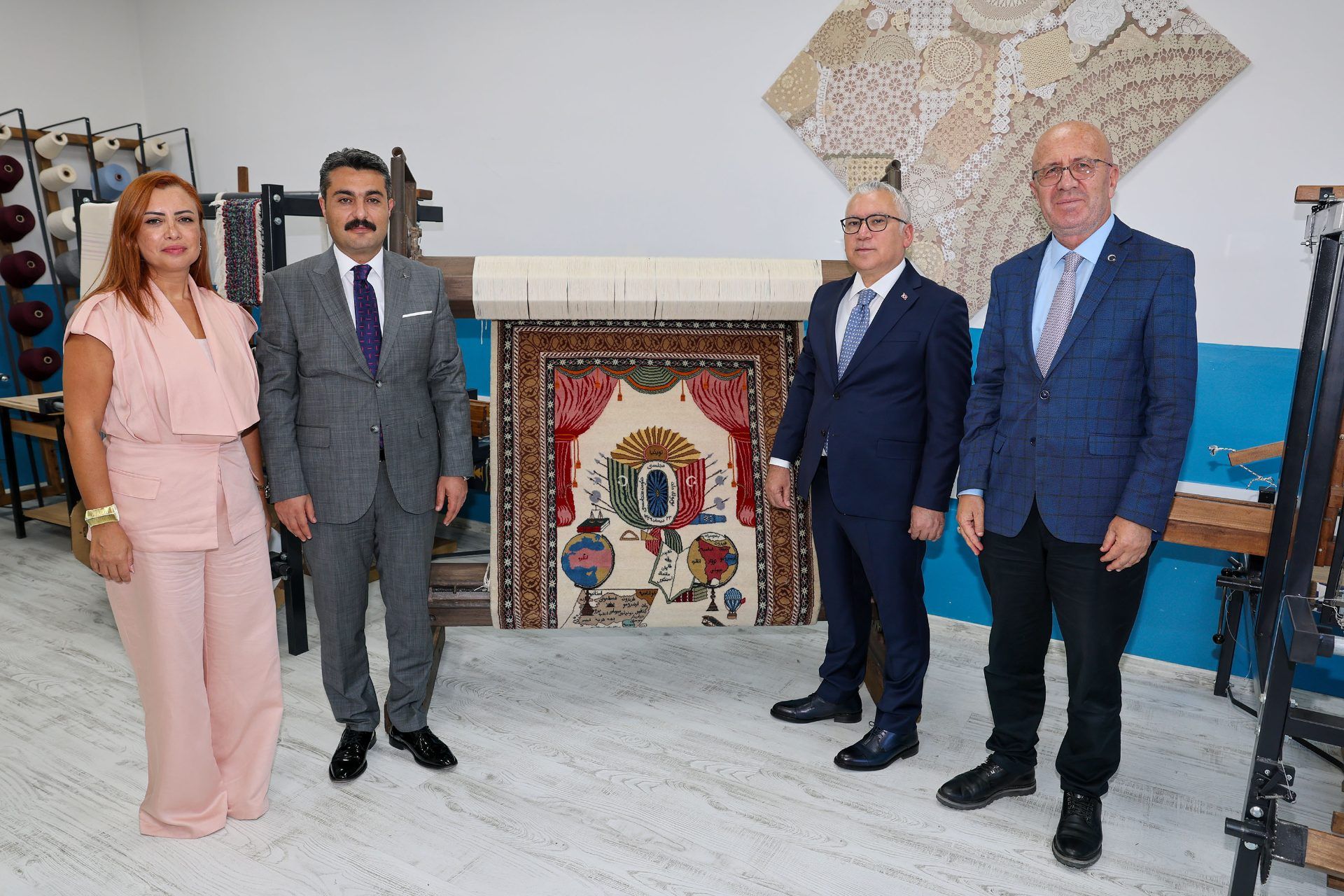 360 bin düğümle dokunan Misak-ı Millî Halısı yeniden hazırlandı