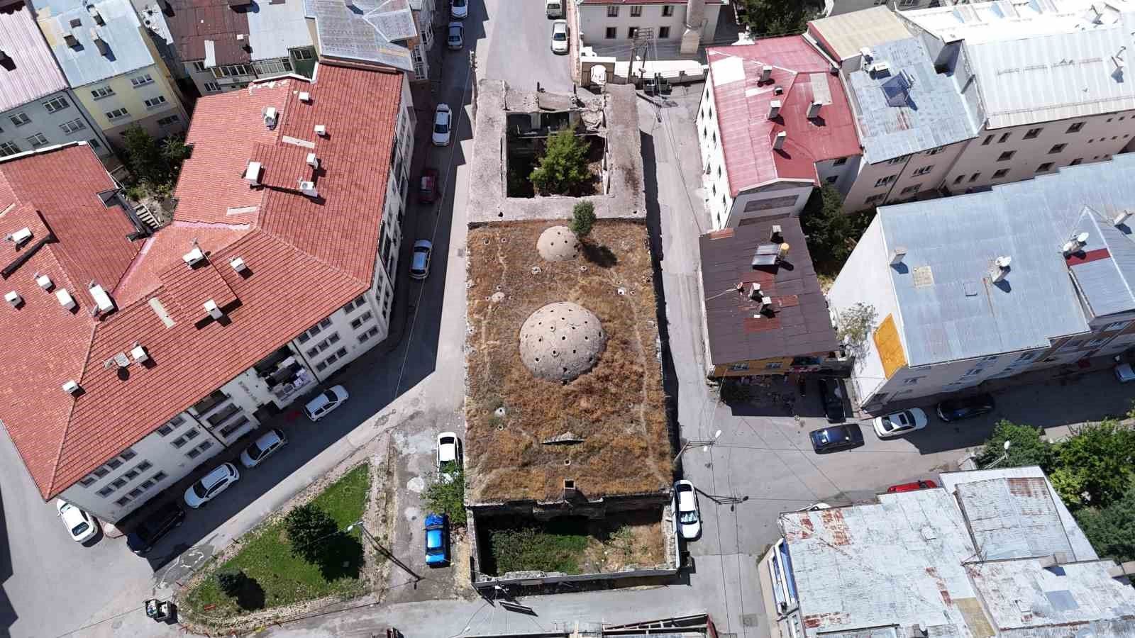 Akdeğirmen Mahallesi’ndeki Şirin Hamamı için restorasyon gündemde