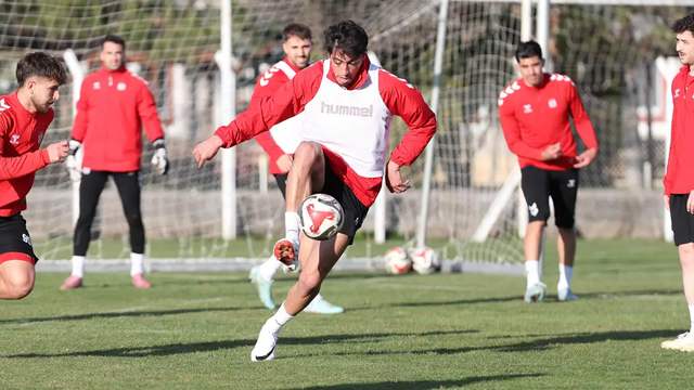 Özbelsan Sivasspor’da Boluspor Mesaisi Başladı: Deplasman İçin Sahaya İndiler