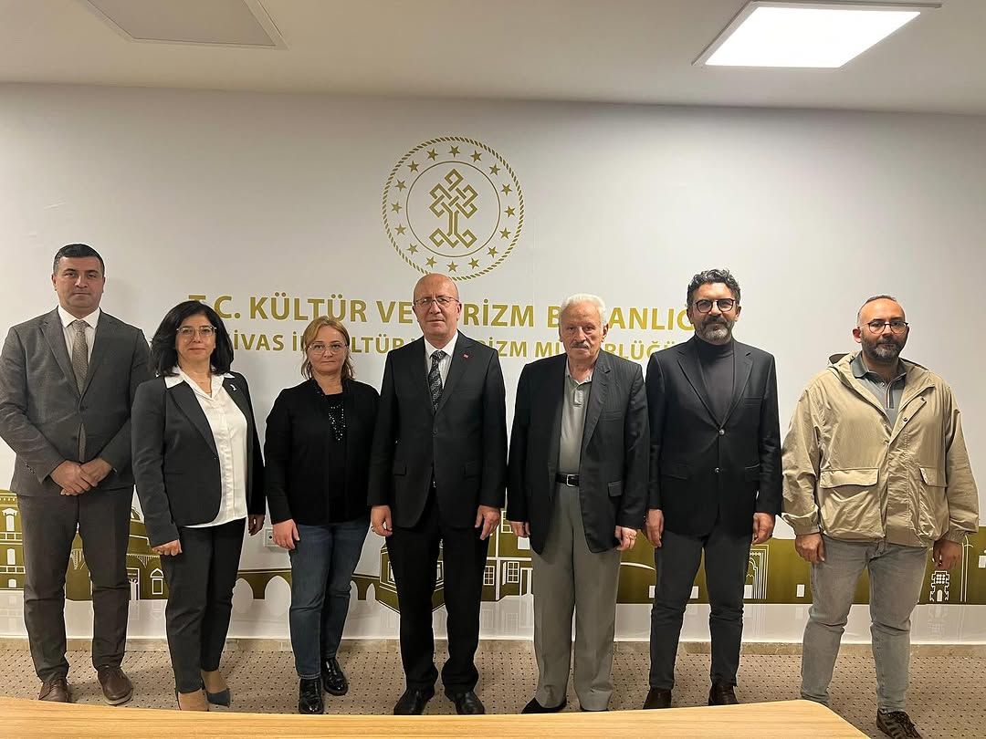 Sivas'ta Kültüre Destek: 1000 Temel Eser Projesi Yayın Kurulu Toplantısı Yapıldı