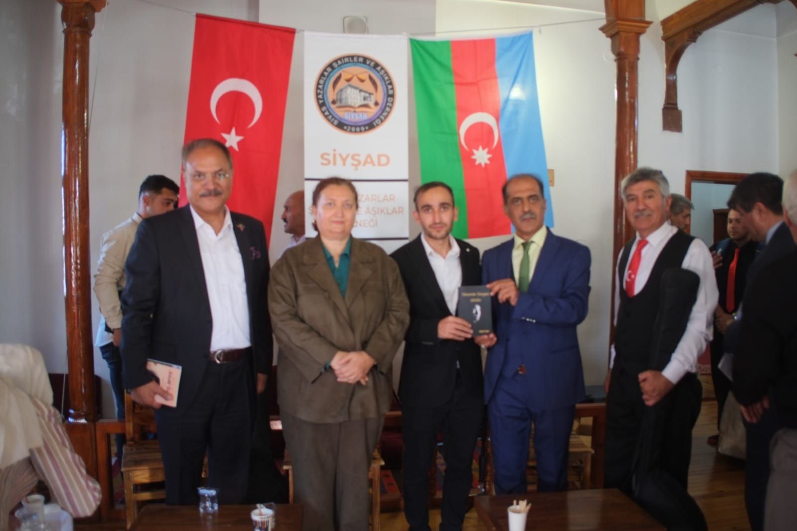 Bakü-Tebriz-Sivas Buluşmasında Gönüller Bir Araya Geldi