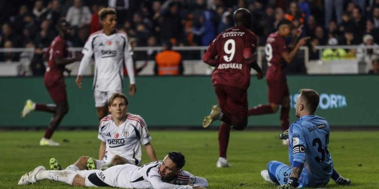 Beşiktaş’ın galibiyet hasreti 5 maça çıktı: Bir darbe de Rıza Çalımbay’dan geldi