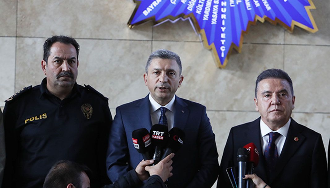 Antalya Valisi Hulusi Şahin'den gözdağı! Kim olursa olsun yasal süreç işletilecek - Birlik Haber Ajansı
