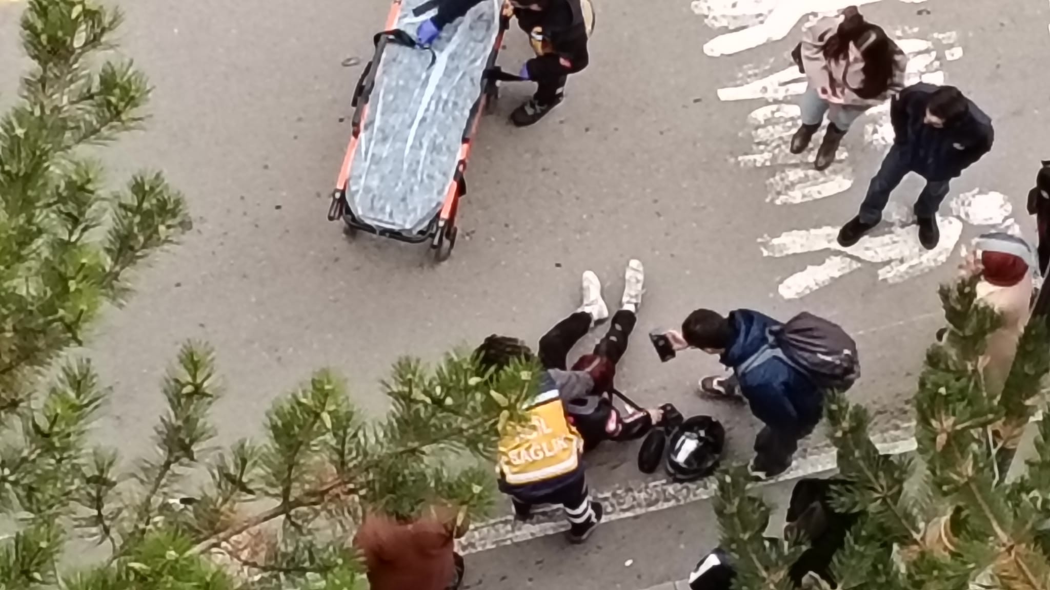 Sivas Yenişehir’de Motosiklet ile Otomobil Çarpıştı