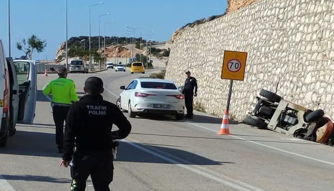 Kaş’ta forkliftin altında kalan kişi hayatını kaybetti - Birlik Haber Ajansı