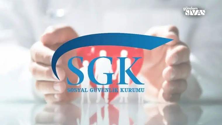 Bir kişinin elleri arasında, önünde SGK ve “Sosyal Güvenlik Kurumu” yazıları bulunan logo görülüyor.
