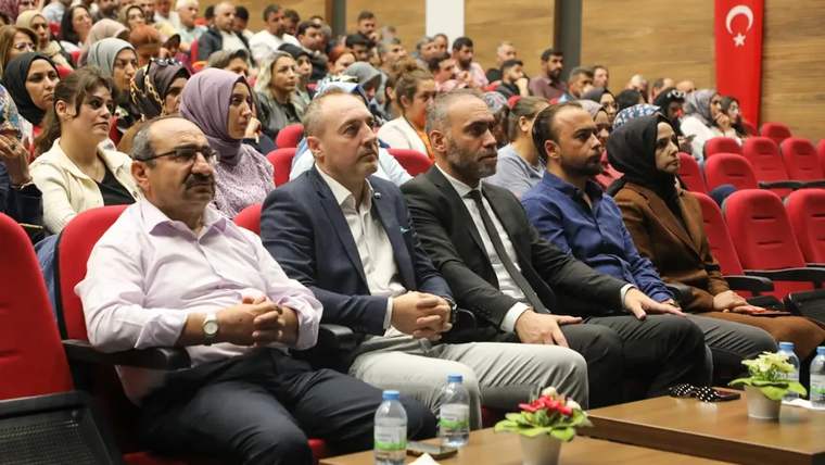 Sivas Gençlik ve Spor İl Müdürlüğü Personeline İş Sağlığı ve Güvenliği Eğitimi