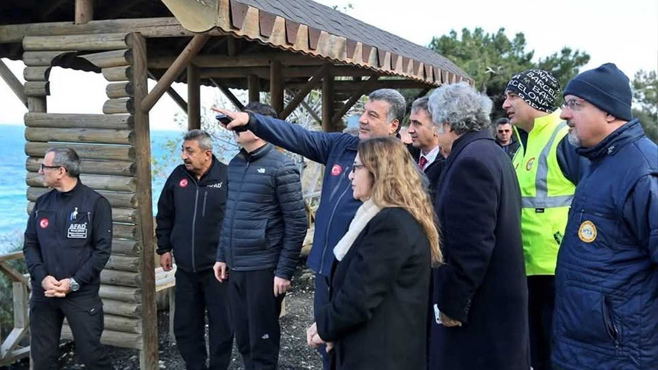 Ege Denizi'nde deprem fırtınası! Yetkililer sahada incelemelerde bulundu - Birlik Haber Ajansı