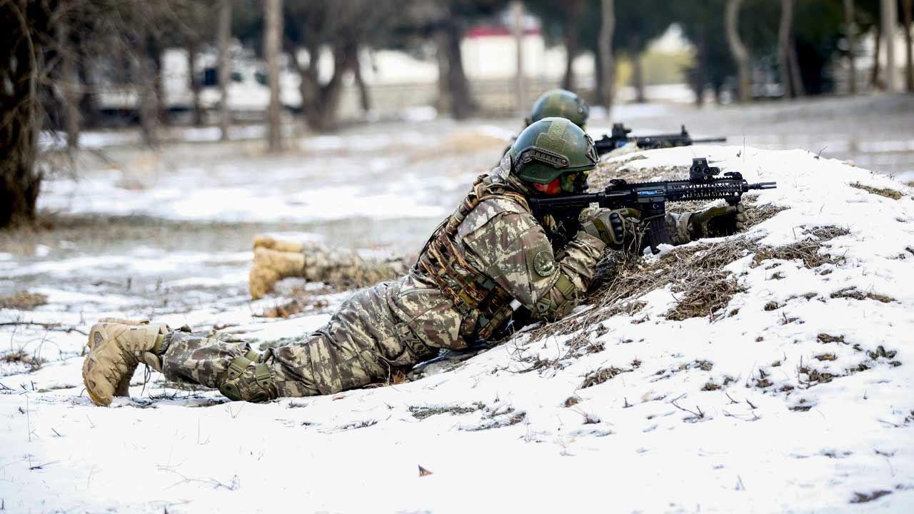 Pençe-Kilit Operasyonu'nda 12 terörist etkisiz hale getirildi - Birlik Haber Ajansı