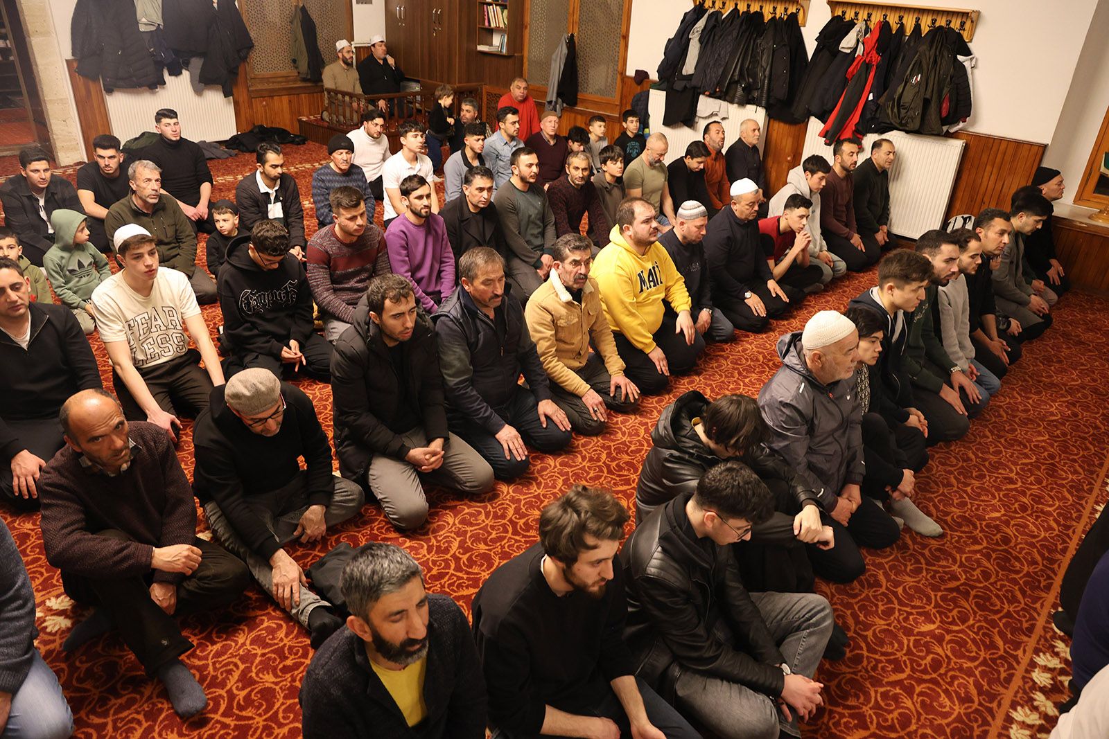 Sivas’ta 5 Asırlık Ramazan Geleneği: Teravihte “Ya Hannan” İlâhisi Bu Yıl da Tüm Camilerde Yankılandı