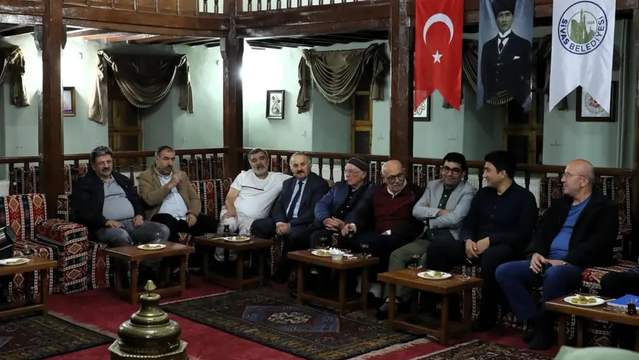 Sivas'ta Uluslararası İslam Sanatında Geometrik Desenler Çalıştayı Devam Ediyor