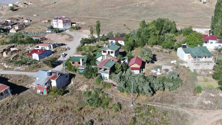 Sivas İşhan köyünde iki katlı ev kafeye dönüştürüldü