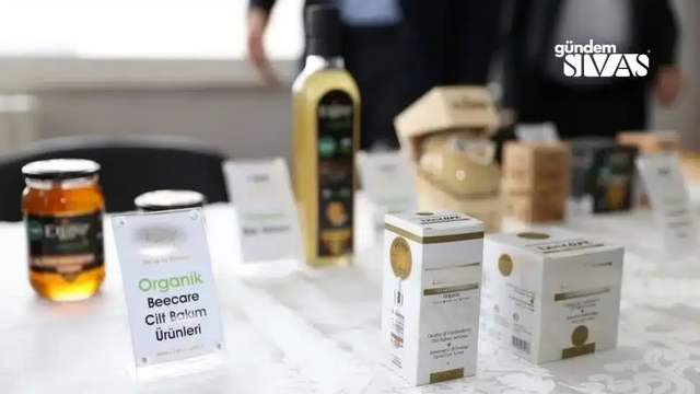 Türkiye'de ilk: Sivas'ta Organik Propolis Üretildi