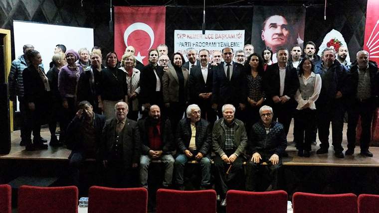 Başkan Topaloğlu CHP danışma kurulu toplantısına katıldı